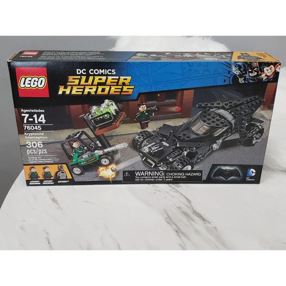 Sealed LEGO DC Comics Super Heroes: Kryptonite Interception 76045